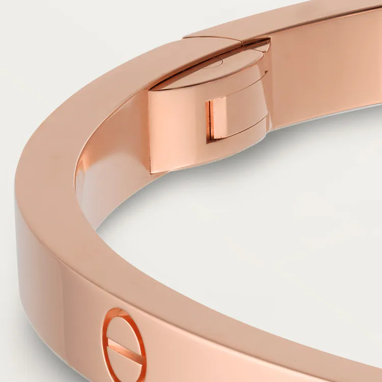 CARTIER LOVE BRACELET, SMALL MODEL, 6 DIAMONDS - Image 7