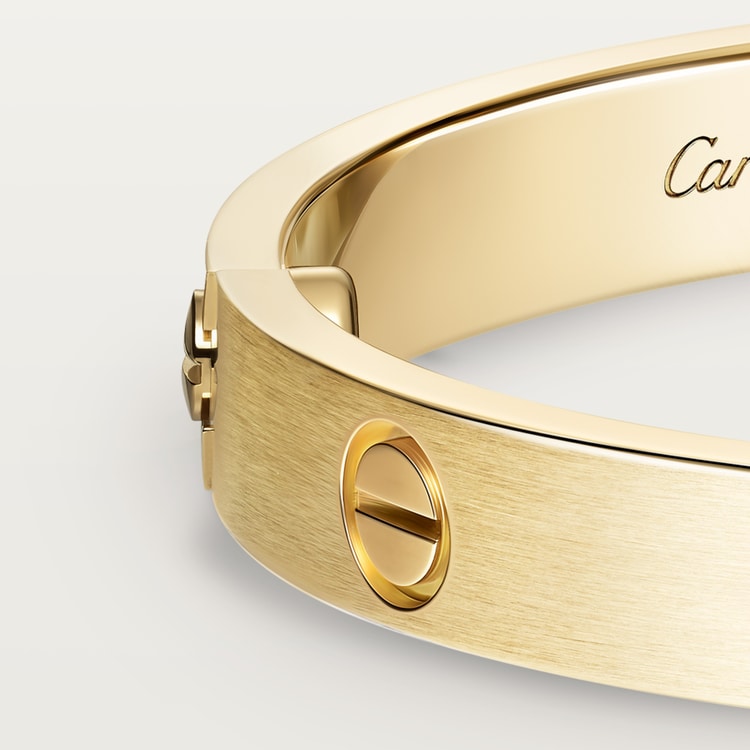CARTIER LOVE BRACELET, CLASSIC MODEL, BRUSHED, 4 DIAMONDS - Image 7
