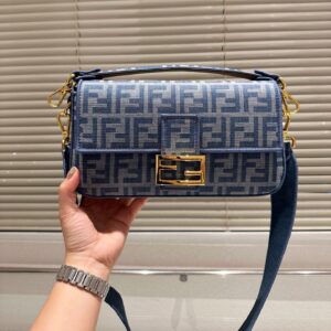 Fendi Baguette Medium