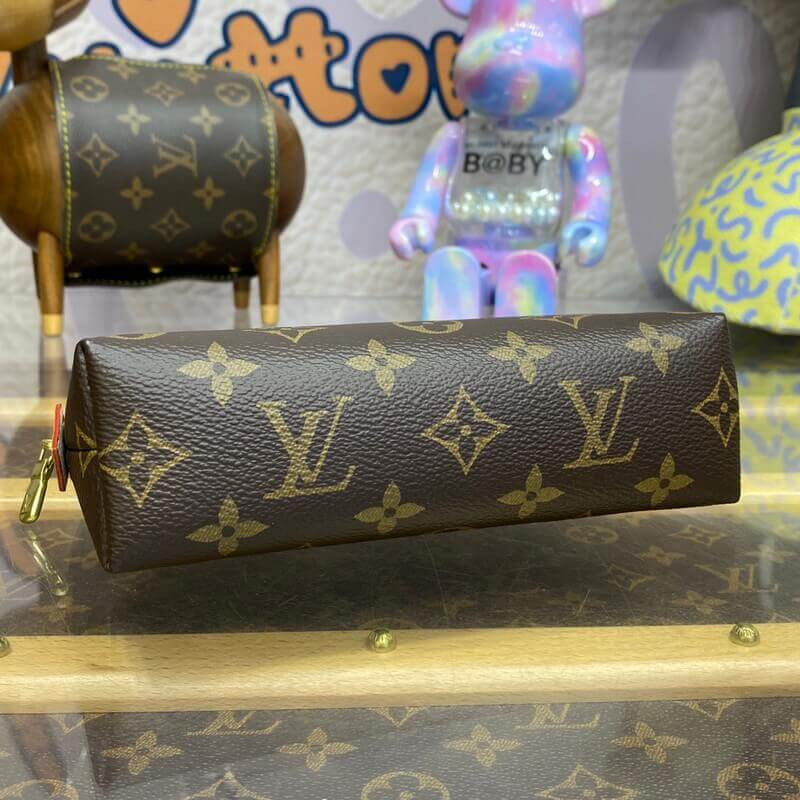 Louis Vuitton Cosmetic Pouch M47515 - Image 21