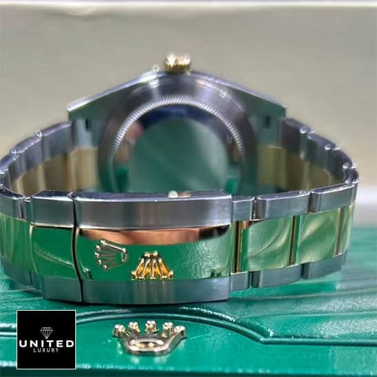 Rolex Datejust 126333-0005 Black Dial Signature Replica 1:1 rolex 126333 replica42 Rolex Datejust 126333-0005 Yellow Gold & Steel Oyster Bracelet Replica Fold Clasp on the Rolex Logo